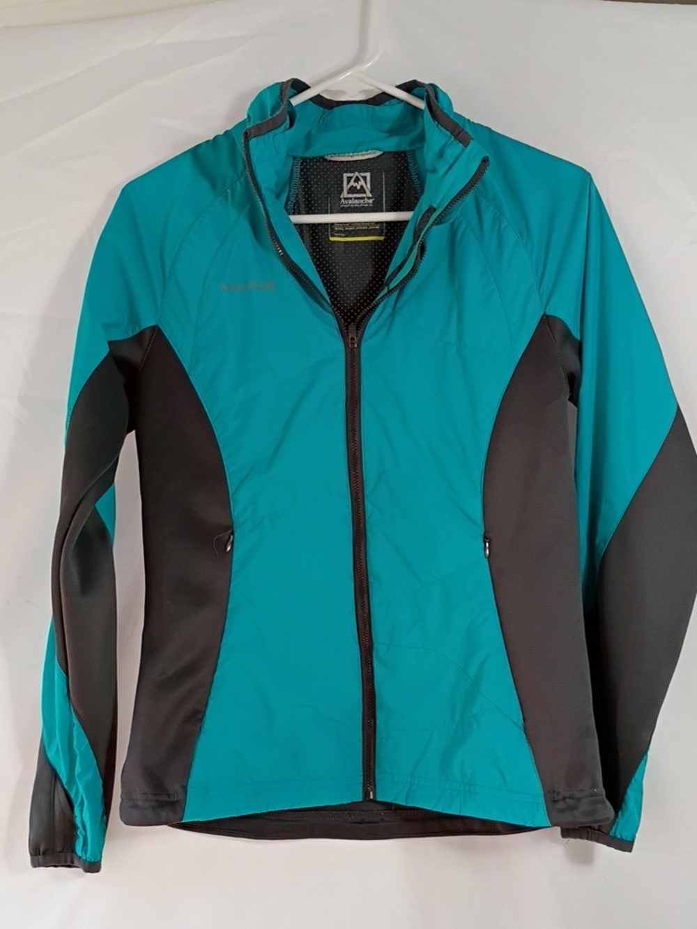 Avalanche Jacket Womens Small Hiking Running Windbreaker Blue Gray Athleisure